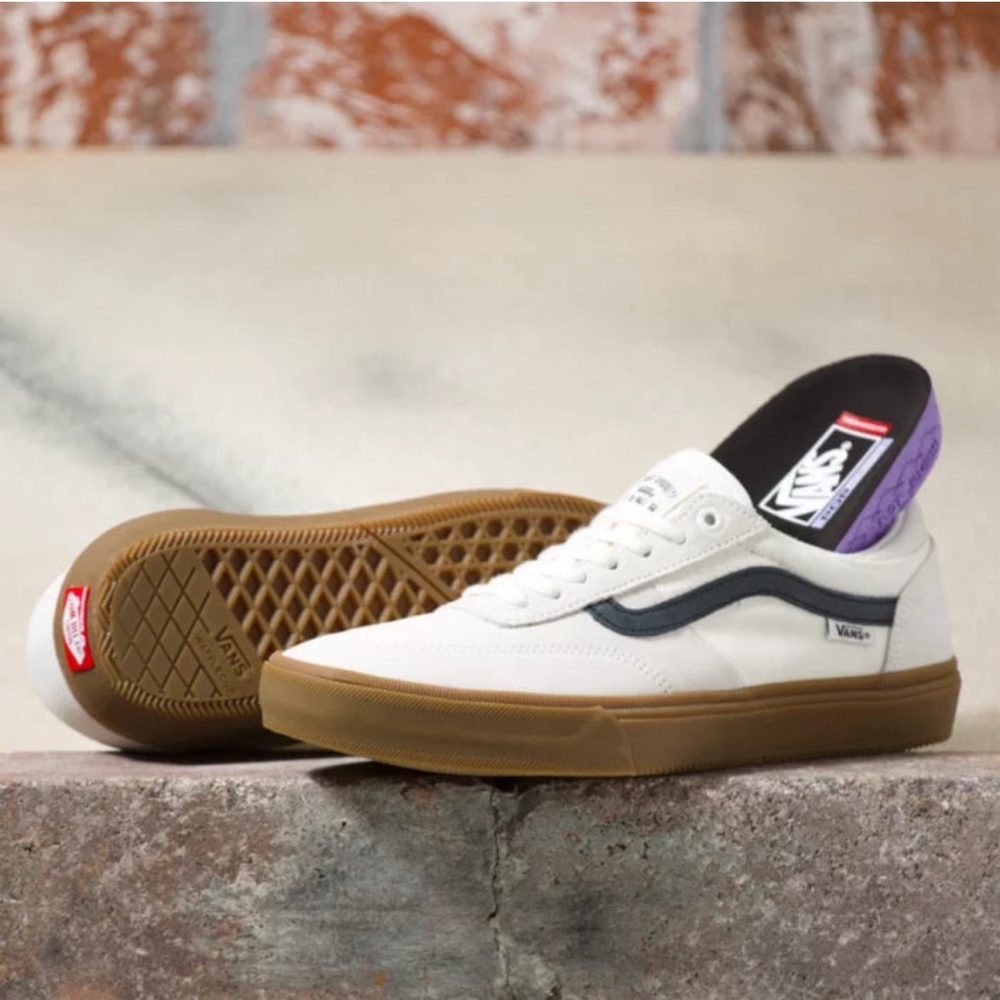 Vans NWT Gilbert Crokett Marshmallow/Gum Size 8.5